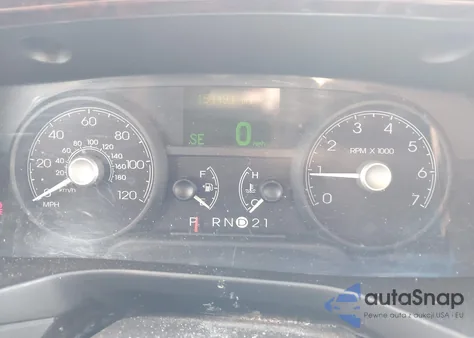 2010 Lincoln Town Car Signature Limited from USA, damaged, VIN 2LNBL8CV0AX626426